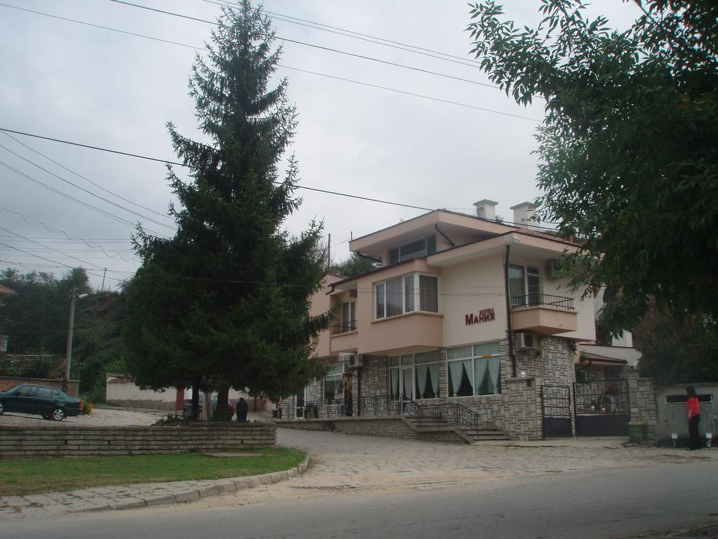 Mania Guest House Kalofer Kültér fotó